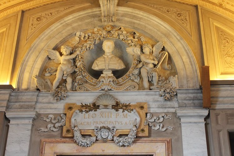 2.2. statues in the vatican museums