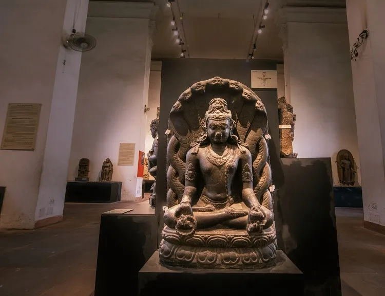 6.1. buddha sculpture indian museum