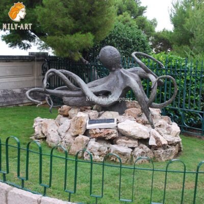 1. bronze octopus sculpture-Mily Statue