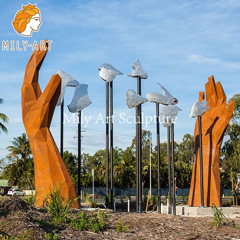 Large Corten Steel Hand Sculpture for City Park Decor (1)