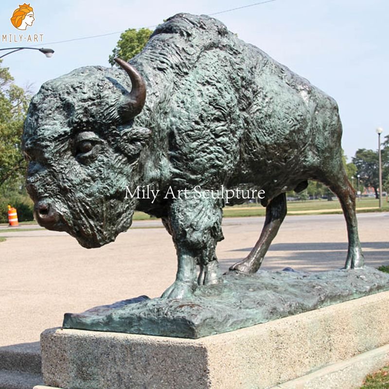 Life-Size-Outdoor-Bronze-Bison-Statue-for-Sale-1