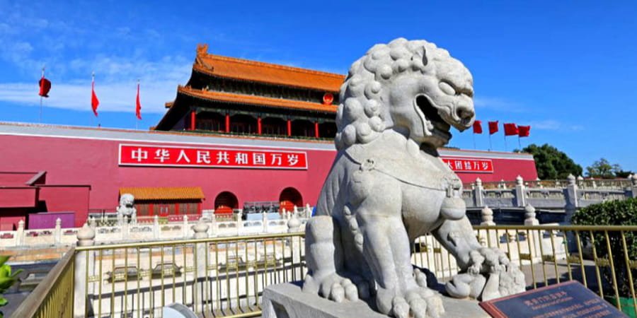 chinese guardian lions in front of tiananmen