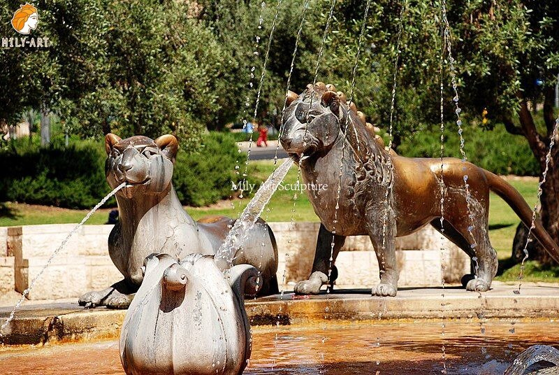 outdoor bronze lion fountain details