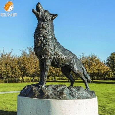 Outdoor Large Bronze Standing Wolf Statue